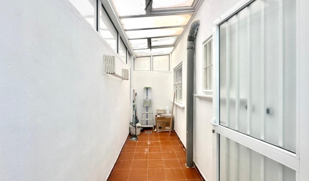 Resale - Bungalow -
Torrevieja - Playa de los Locos