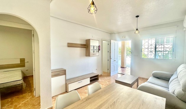 Resale - Bungalow -
Torrevieja - Playa de los Locos