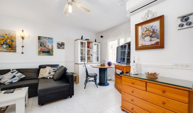 Reventa - Villa -
Torrevieja - Calas Blanca