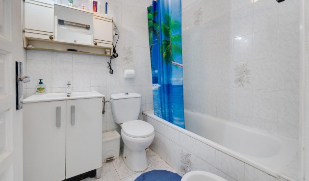 Reventa - Villa -
Torrevieja - Calas Blanca