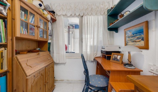 Reventa - Villa -
Torrevieja - Calas Blanca