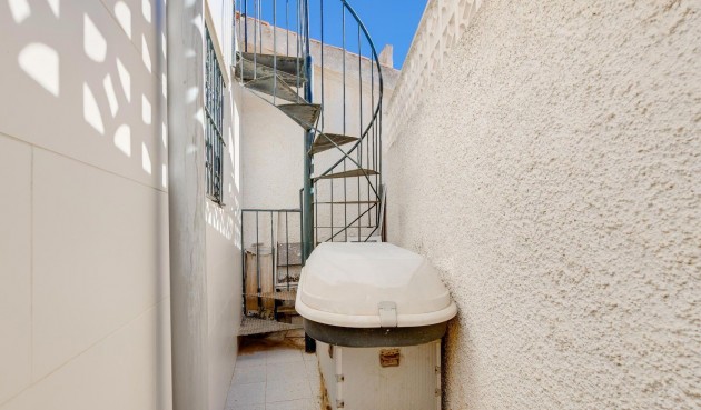 Reventa - Villa -
Torrevieja - Calas Blanca