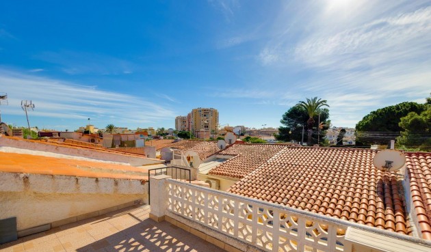 Reventa - Villa -
Torrevieja - Calas Blanca