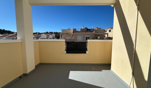 Reventa - Semi Detached -
San Miguel de Salinas - Residencial Los Flamencos