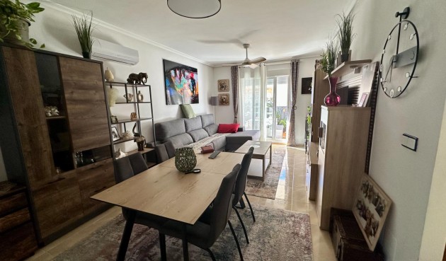 Reventa - Semi Detached -
San Miguel de Salinas - Residencial Los Flamencos