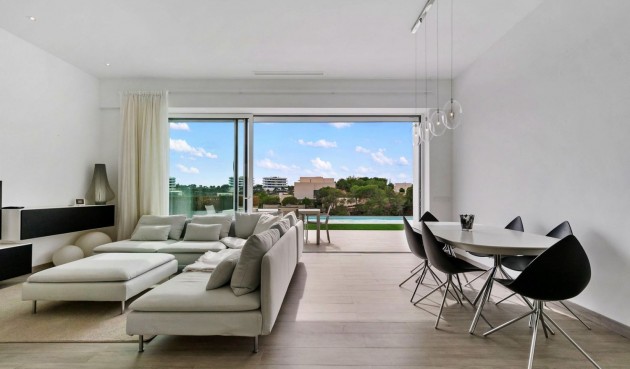 Resale - Villa -
Orihuela - Las Colinas Golf