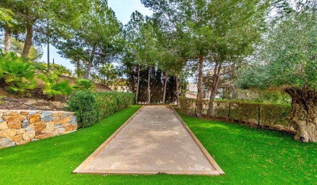 Resale - Villa -
Orihuela - Las Colinas Golf