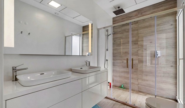 Resale - Villa -
Orihuela - Las Colinas Golf