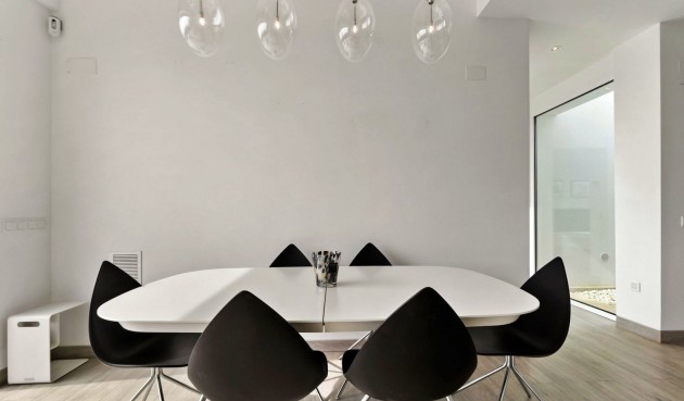 Resale - Villa -
Orihuela - Las Colinas Golf