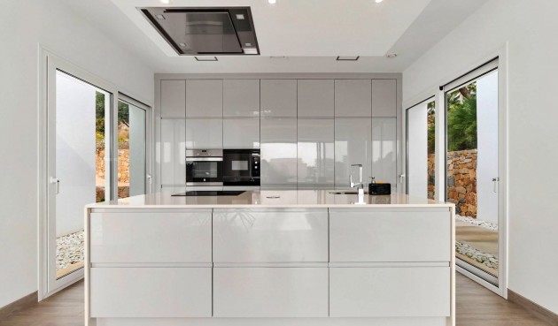 Resale - Villa -
Orihuela - Las Colinas Golf