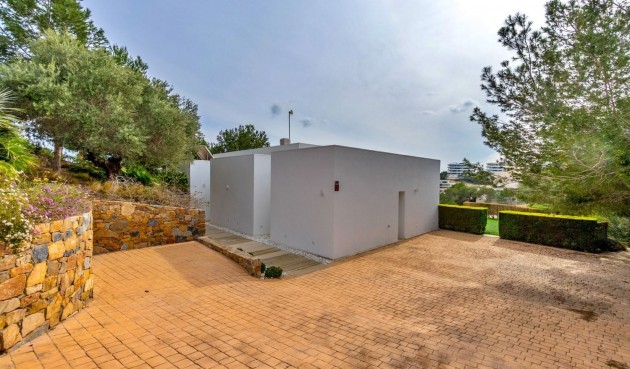 Resale - Villa -
Orihuela - Las Colinas Golf