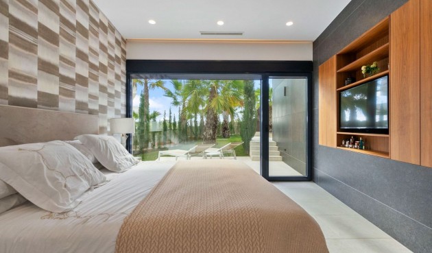 Resale - Villa -
Orihuela - Las Colinas Golf