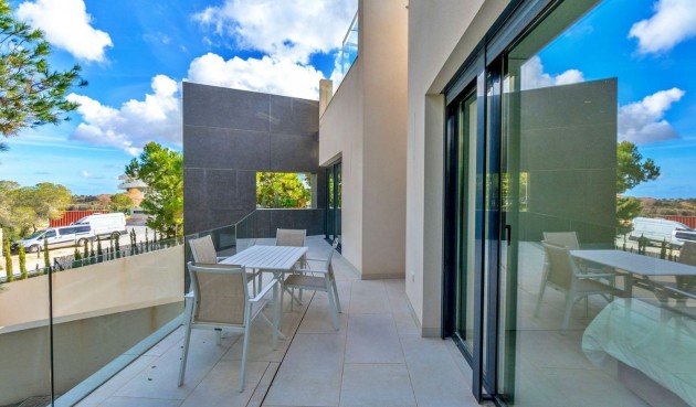 Resale - Villa -
Orihuela - Las Colinas Golf