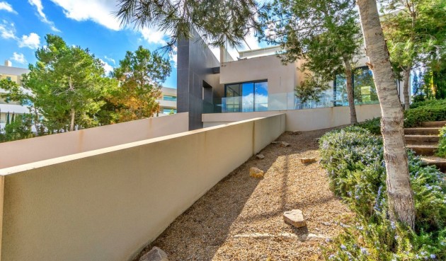 Resale - Villa -
Orihuela - Las Colinas Golf