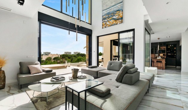 Resale - Villa -
Orihuela - Las Colinas Golf