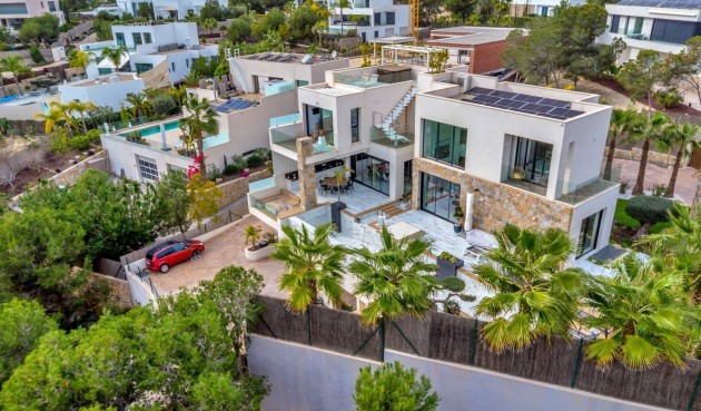 Resale - Villa -
Orihuela - Las Colinas Golf