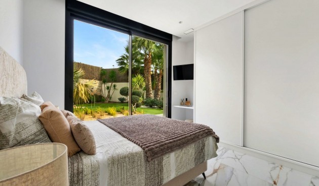 Resale - Villa -
Orihuela - Las Colinas Golf