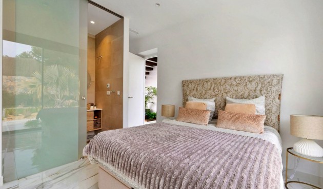 Resale - Villa -
Orihuela - Las Colinas Golf