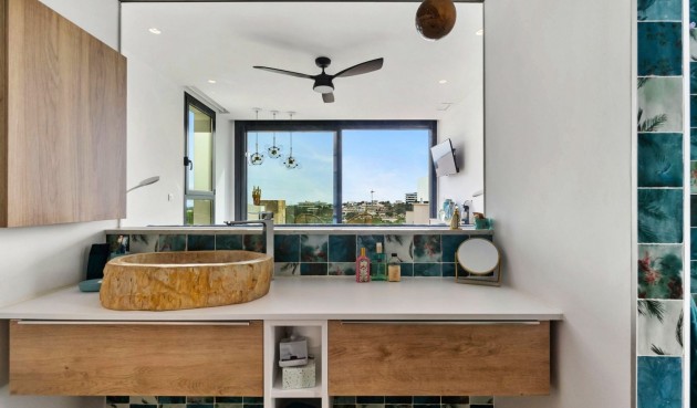 Resale - Villa -
Orihuela - Las Colinas Golf