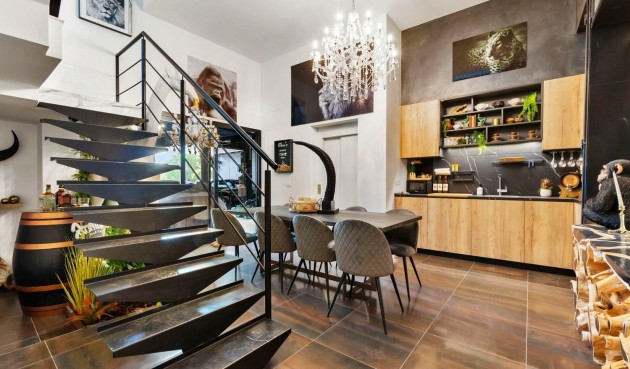 Resale - Villa -
Orihuela - Las Colinas Golf