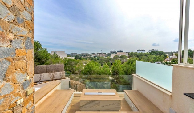 Resale - Villa -
Orihuela - Las Colinas Golf