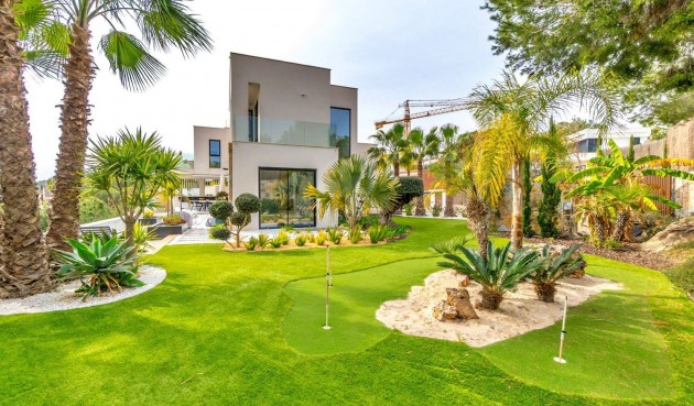 Resale - Villa -
Orihuela - Las Colinas Golf