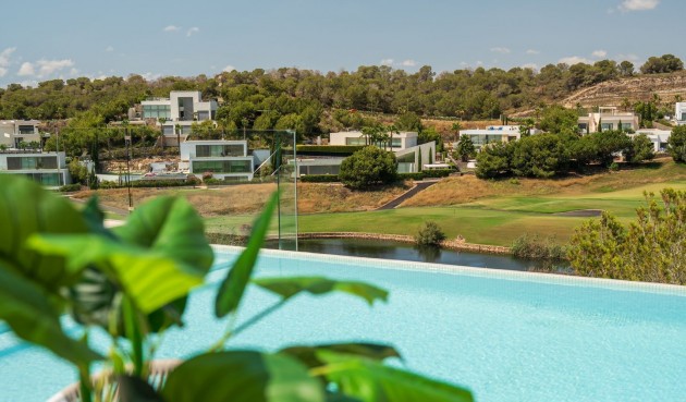 Resale - Villa -
Orihuela - Las Colinas Golf