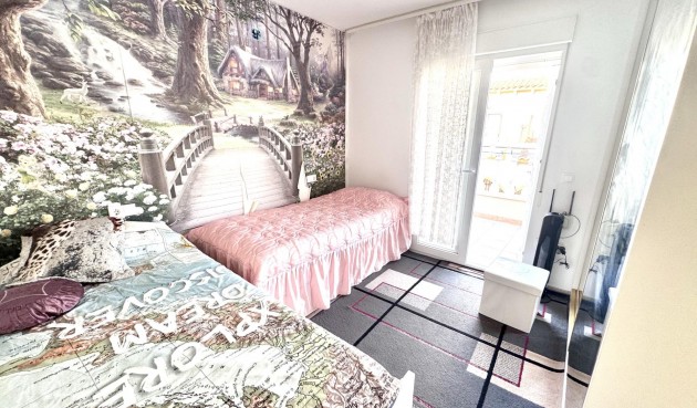 Återförsäljning - Town House -
Orihuela Costa - Playa Flamenca