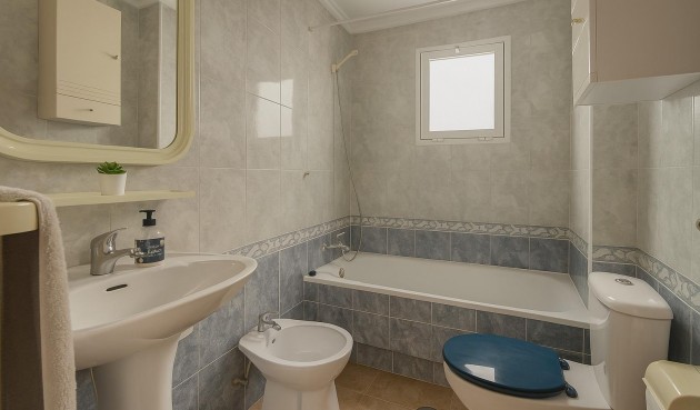 Resale - Penthouse -
Torrevieja - Playa de los Locos