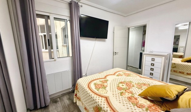Resale - Apartment -
Torrevieja - PARQUE DE LAS NACIONES