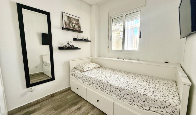 Resale - Apartment -
Torrevieja - PARQUE DE LAS NACIONES