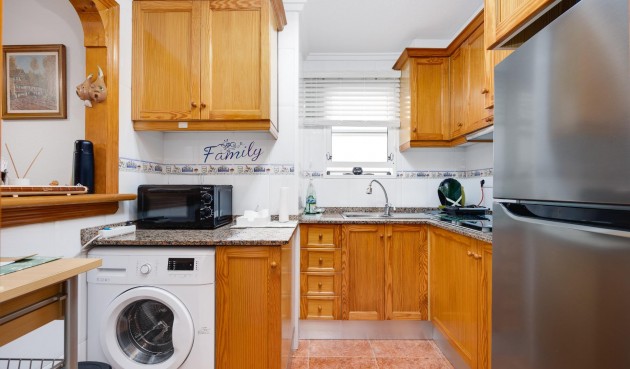 Resale - Apartment -
Guardamar del Segura - Pueblo