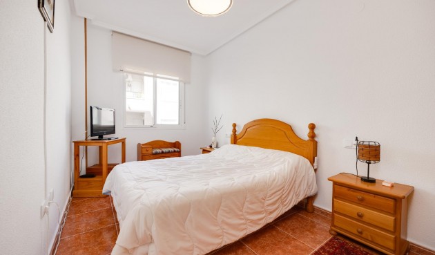 Resale - Apartment -
Guardamar del Segura - Pueblo