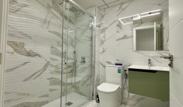 Resale - Apartment -
Torrevieja - Costa Blanca