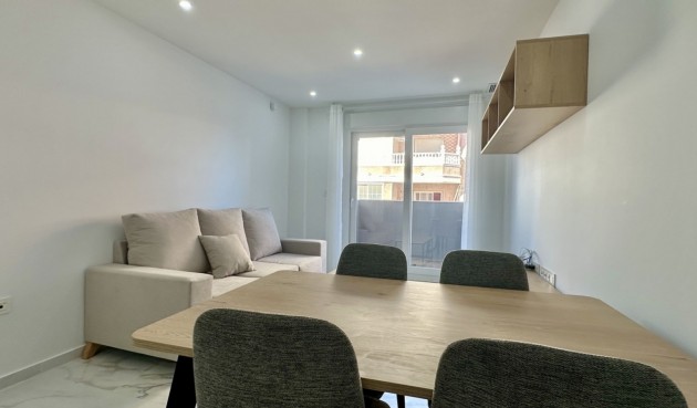 Resale - Apartment -
Torrevieja - Costa Blanca