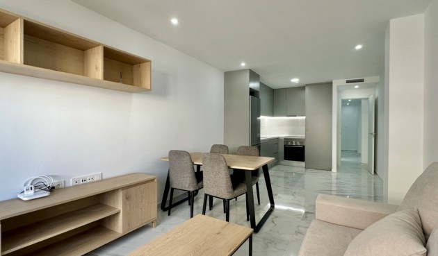 Resale - Apartment -
Torrevieja - Costa Blanca