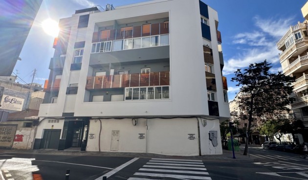 Resale - Apartment -
Torrevieja - Costa Blanca