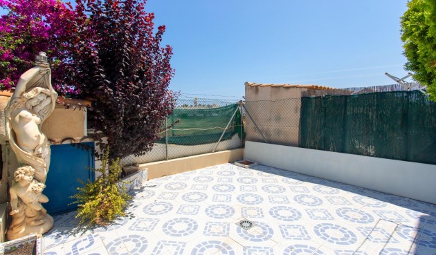 Resale - Bungalow -
Orihuela Costa - Punta Prima
