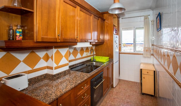 Resale - Bungalow -
Orihuela Costa - Punta Prima