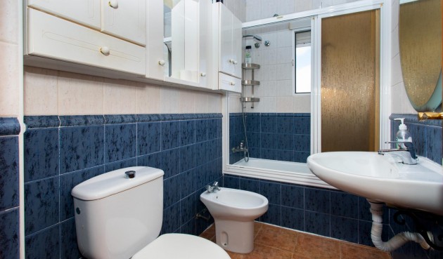 Resale - Bungalow -
Orihuela Costa - Punta Prima