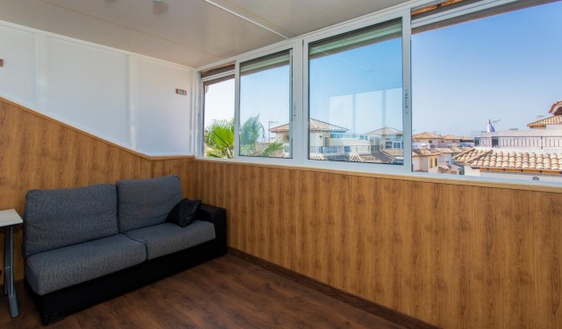 Resale - Bungalow -
Orihuela Costa - Punta Prima