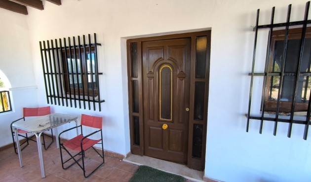 Resale - Villa -
Novelda - Inland