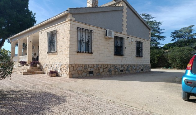 Resale - Villa -
Revuelta de Yecla - Inland