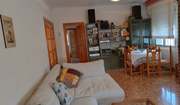 Resale - Villa -
Revuelta de Yecla - Inland