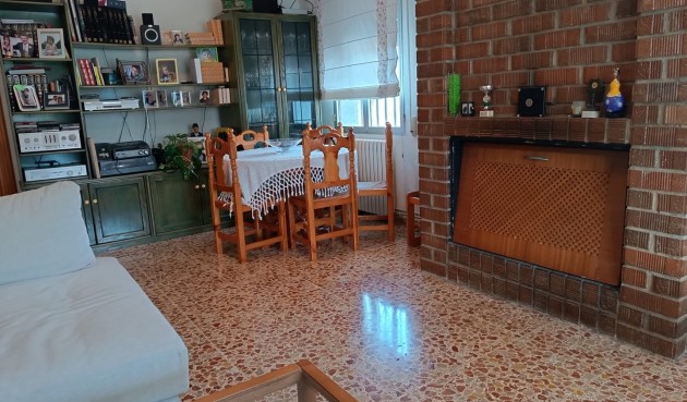 Resale - Villa -
Revuelta de Yecla - Inland