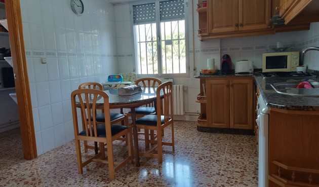 Resale - Villa -
Revuelta de Yecla - Inland