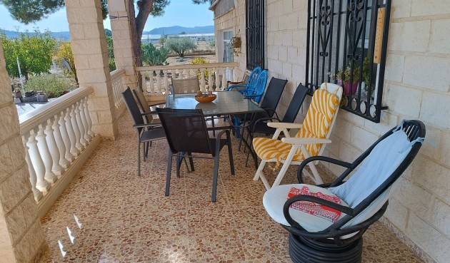 Resale - Villa -
Revuelta de Yecla - Inland