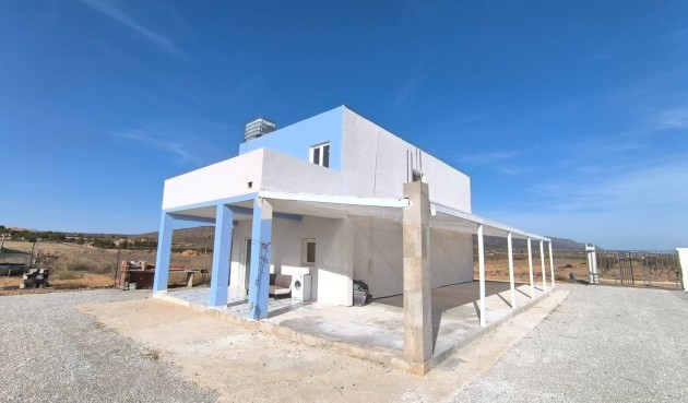 Brukt - Villa -
Pinoso - Inland