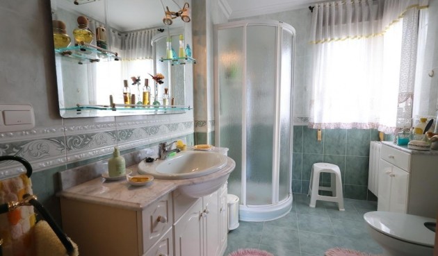 Brukt - Villa -
Orihuela Costa - Costa Blanca