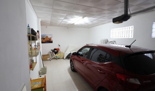 Brukt - Villa -
Orihuela Costa - Costa Blanca